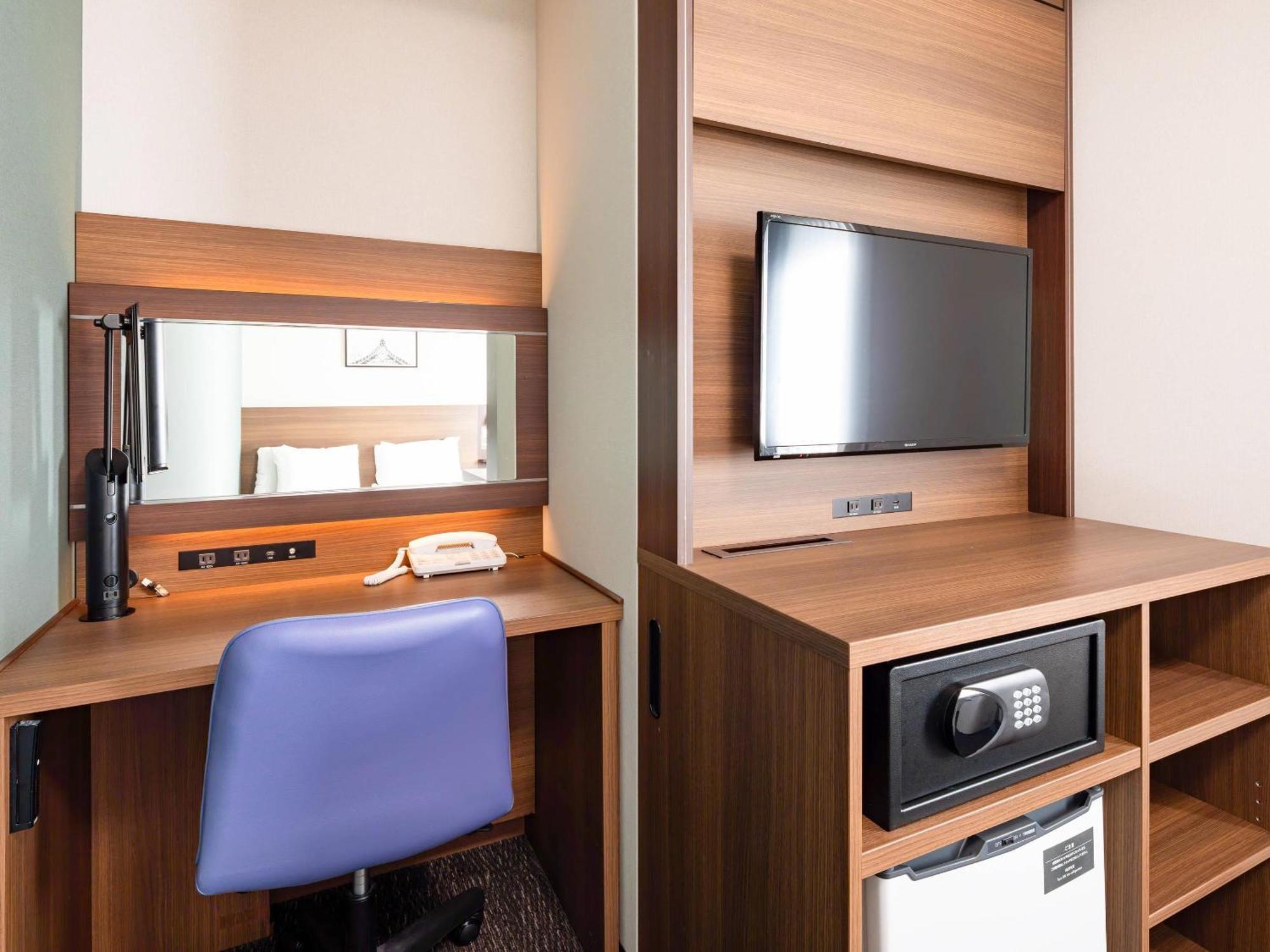 Comfort Hotel Era Tokyo Higashi Kanda Zewnętrze zdjęcie